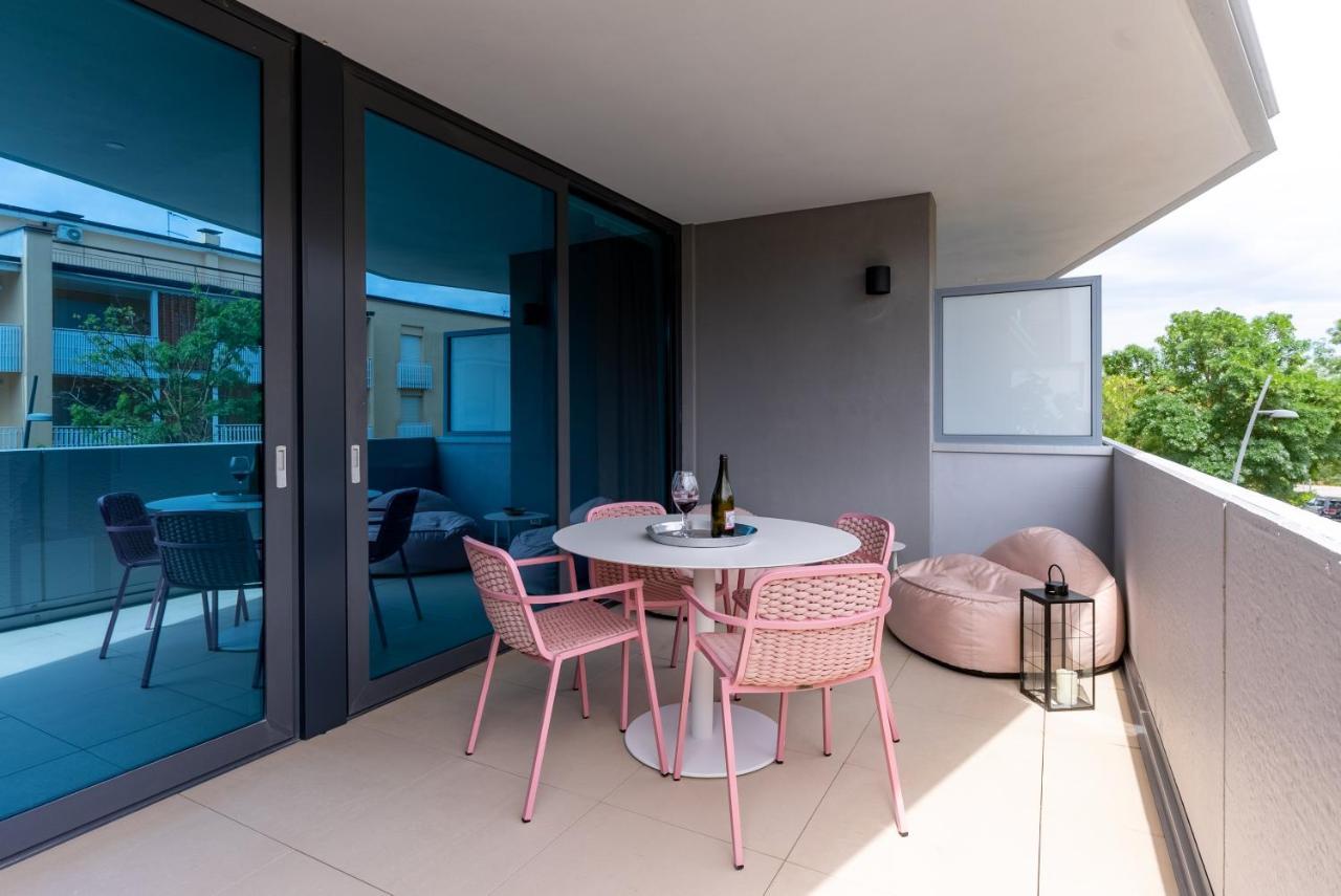 Aparthotel Zefiro Com Design, Large Terrace, Bike, Near Beach And Thermal Grado Exterior foto